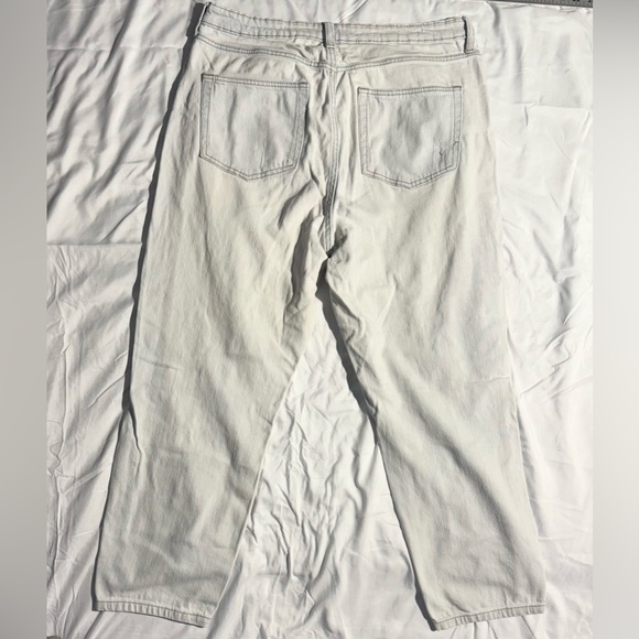 Wild Fable Light Blue Distressed Straight Leg Jeans Size 12 - Picture 6 of 7